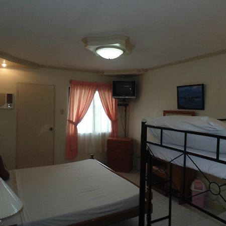 Royal Taal Inn Tagaytay City Exteriér fotografie