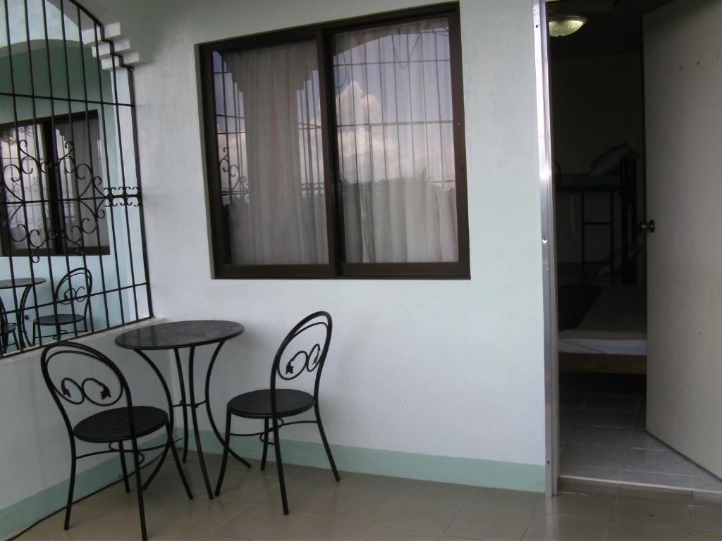 Royal Taal Inn Tagaytay City Pokoj fotografie