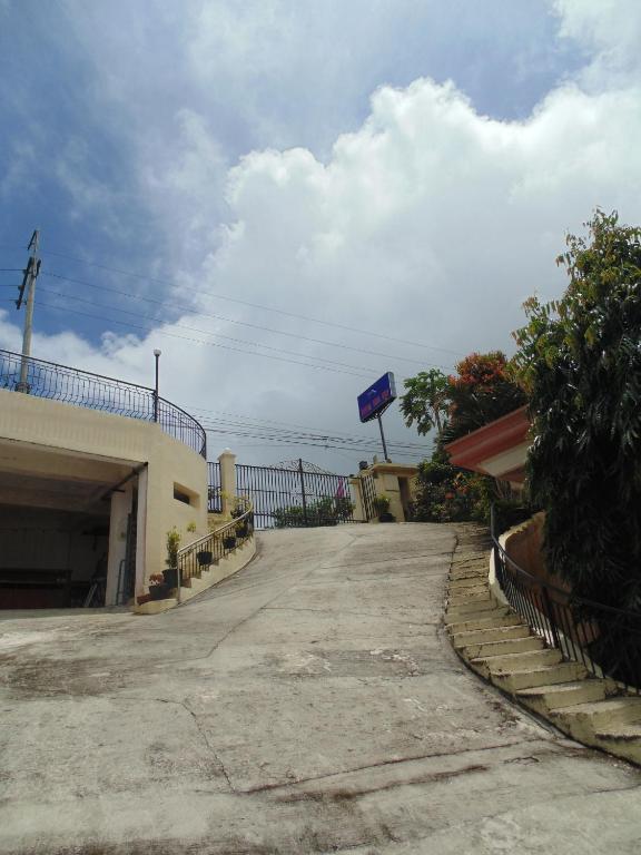 Royal Taal Inn Tagaytay City Exteriér fotografie