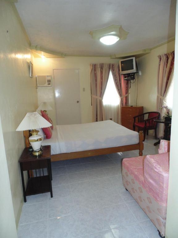 Royal Taal Inn Tagaytay City Pokoj fotografie