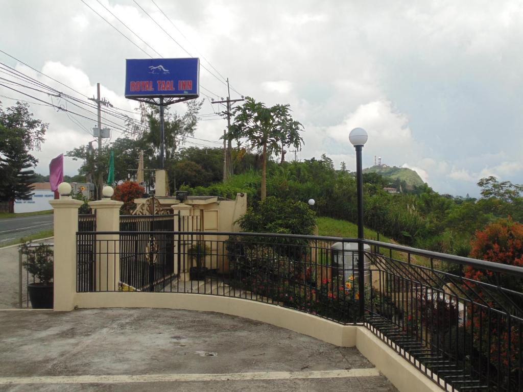 Royal Taal Inn Tagaytay City Pokoj fotografie