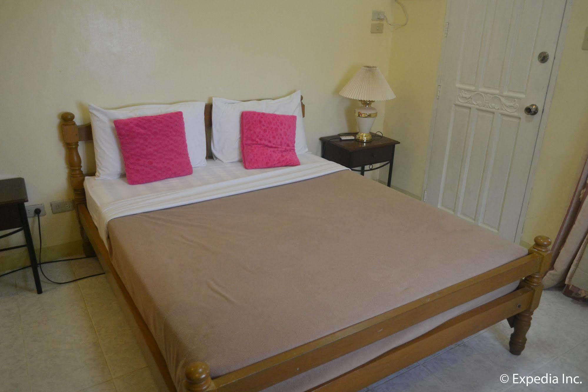 Royal Taal Inn Tagaytay City Exteriér fotografie